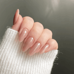 Acrylic nails with a sleek, polished finish, styled as glamorous Valentine’s Day nails.