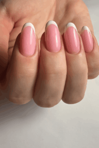 Minimal nails in neutral tones for spring nail ideas.